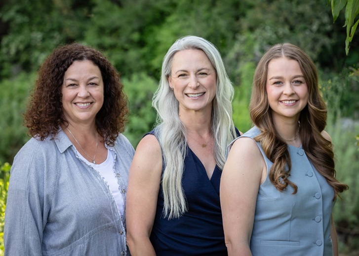 Shannon Billeter, Jennifer West, Megan Billeter